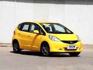 �����������ɶ�2011�� 1.3L �Զ����ʰ�