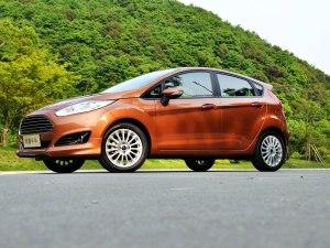 ���س������ؼ��껪2013�� ���� 1.5L �Զ�������