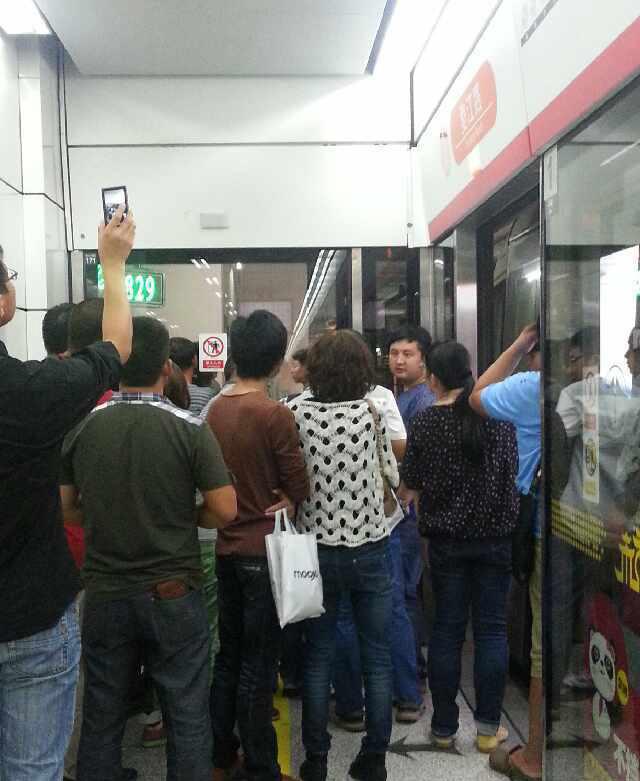 �������㡣ͼƬ˵���������򹩵�ϵͳ����ȫ�����󣬲��ֳ˿ͻؼ����衣