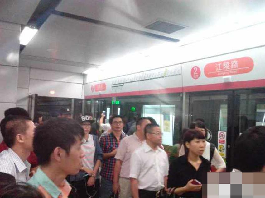 �������㡣ͼƬ˵���������򹩵�ϵͳ����ȫ�����󣬲��ֳ˿ͻؼ����衣