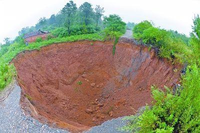 ���ųǽ����������������壬����ո�����ȥ�Ĵ�ӡ�