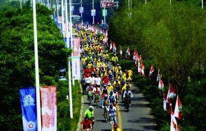 ���˺�ɭ�ֹ�԰�ġ��˺��̵����ϣ��������ڱ�������ϯ��Ӱ���� �̴���/��