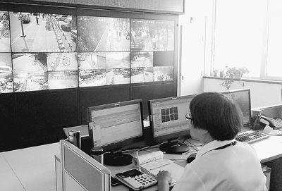 �������г��������߹����ң�һ��������Ա��ͨ����Ƶ�����Ϣ��������㳵�������