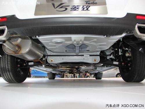 2013成都车展 东南V5菱致1.5T正式亮相