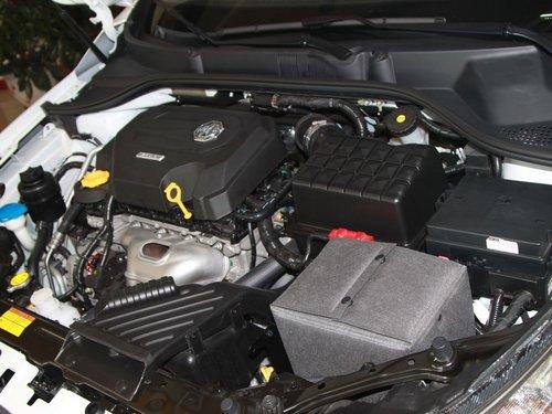 MG MG5 1.5 AT 发动机主体特写
