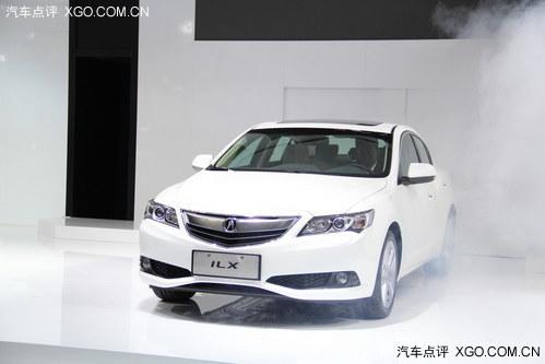 2013成都车展 讴歌ILX汽油版售29.8万