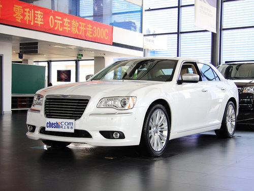 ����˹��(����) ȫ�¿���˹��300C 3.6L AT ������ǰ45���ӽ�