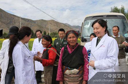 ����誱߷�Ѳ���С�