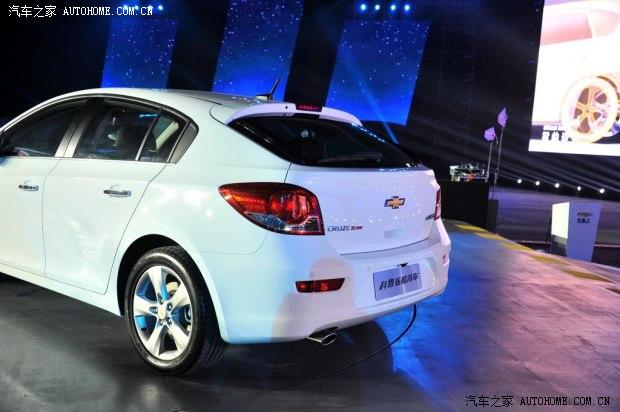 ѩ����ͨ��ѩ������³��2013�� �Ʊ� 1.6T �Զ��콢��