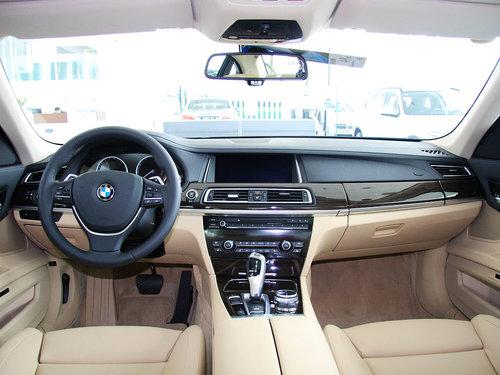 宝马(进口) 740Li 3.0T 中控台整体