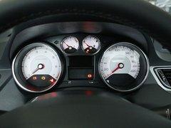 ������� 308 1.6 AT