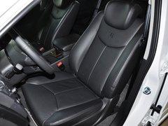 上汽荣威 1.8T 自动 驾驶席座椅前45度视图