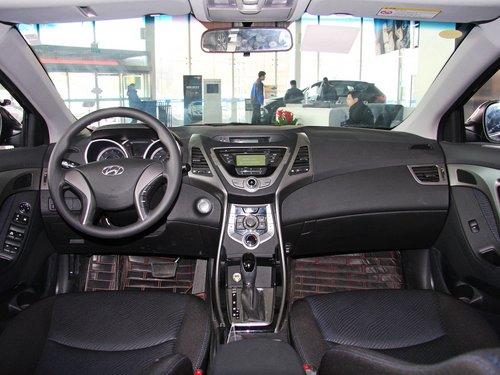 �����ִ� 1.6L �Զ� �п�̨����