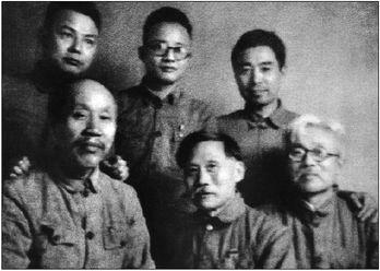 1939�꣬Ҷ��Ӣͬ�ܶ�������������Ҵ塣ǰ�����𣺶����䡢���������ֲ�������������Ҷ��Ӣ�����š��ܶ�����