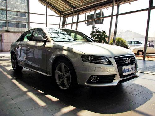 一汽奥迪 2.0 TFSI CVT 车辆右侧45度角