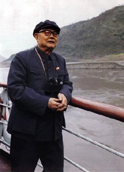 1974��4�£�Ҷ��Ӣ�ڳ�����Ͽ��