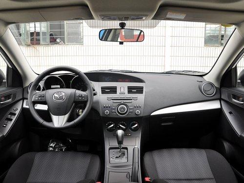 长安马自达 三厢 1.6 自动 中控台整体