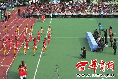 ���գ�����ѧ����Ա���Ŷ���̿��ڱ��ݽ�Ŀ ��������������