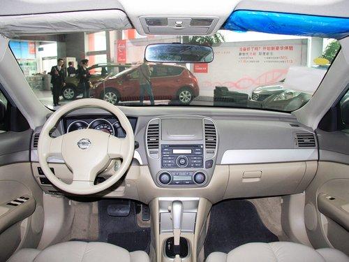 东风日产 经典 1.6XL 自动 中控台整体