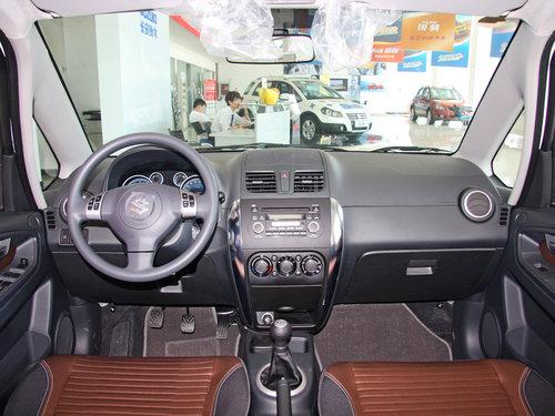 长安铃木 酷锐版 1.6L 手动 中控台整体