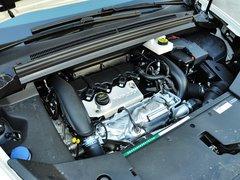 长安标致雪铁龙 1.6T 自动 发动机主体特写