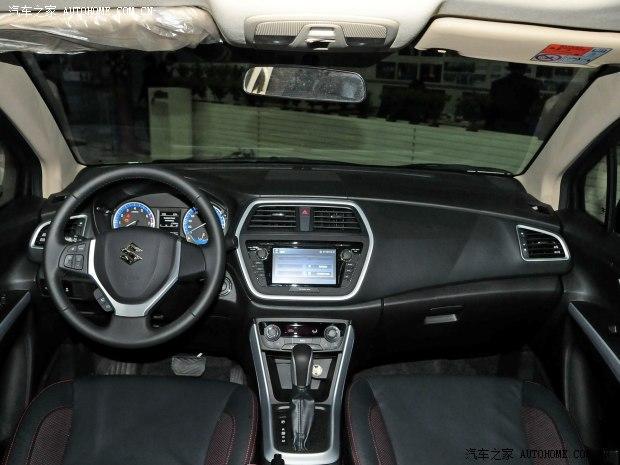 ��ľ������ľS.CROSS��Ԧ2014�� 1.6L CVT��Ӣ��