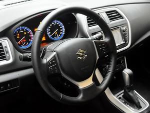 ��ľ������ľS.CROSS��Ԧ2014�� 1.6L CVT�����