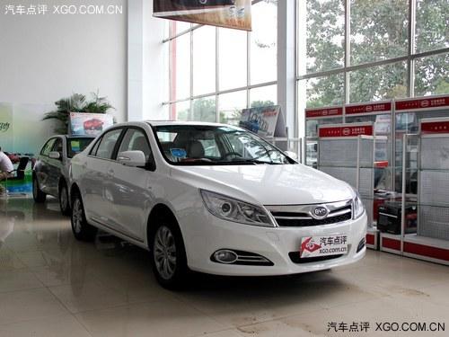 比亚迪速锐优惠4000元 店内现车供应