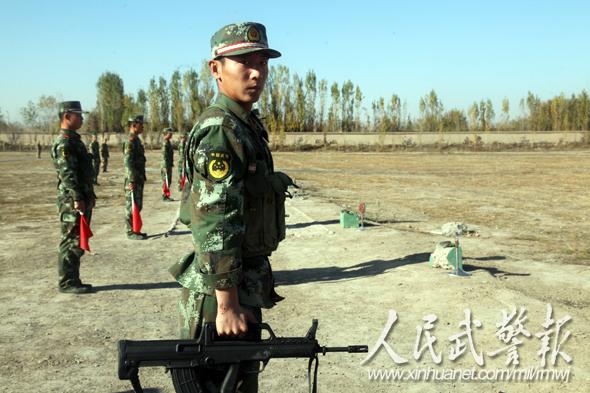 武警8661部队新兵首次步枪实射优良率达80%(图)