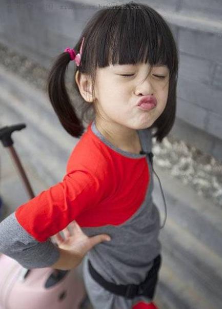 ������CindyȤ�� ���׶�԰������ͬѧӵ��