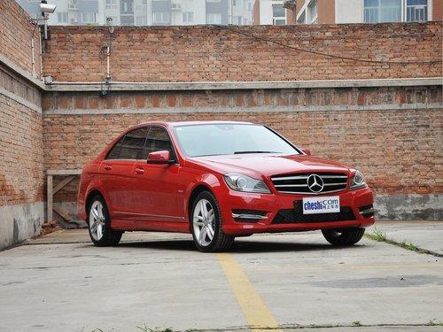 北京奔驰 C260 1.8T AT 车辆右侧45度角