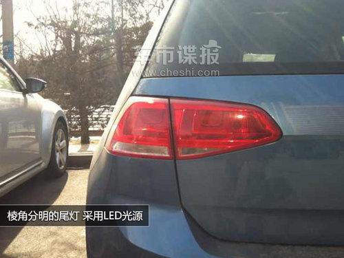 高尔夫7惊现北京某停车场 内饰细节曝光