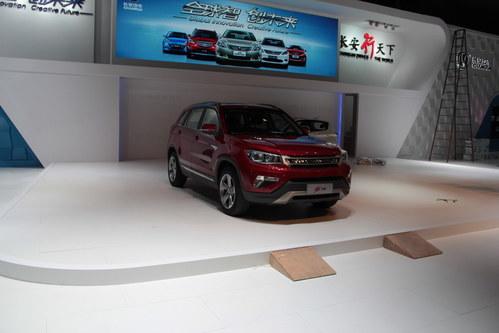 ���ݳ�չ̽�� ����CS75���ռ�SUV����