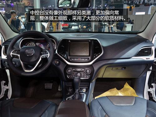 ����δ���� Jeep���ɹ�����泵չʵ��