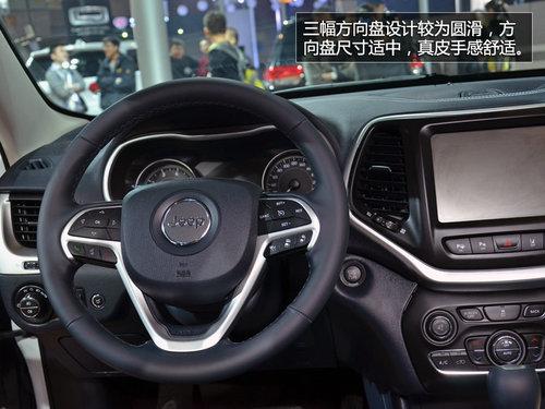 ����δ���� Jeep���ɹ�����泵չʵ��