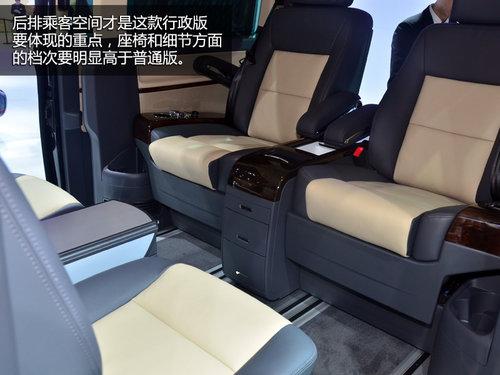 ӵ�к������� ����������������ʵ��