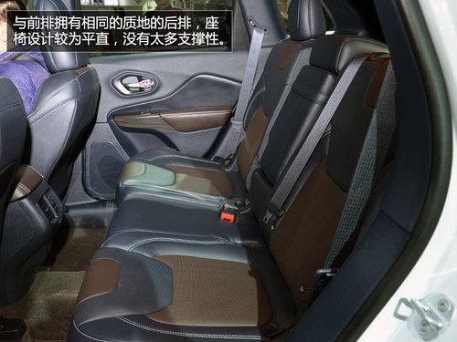 ����δ���� Jeep���ɹ�����泵չʵ��