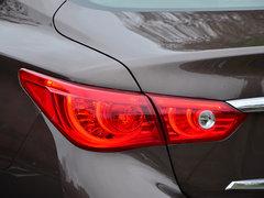 �߸���ͳ�ٿظ��� ��Ӣ�����Q50 3.7L