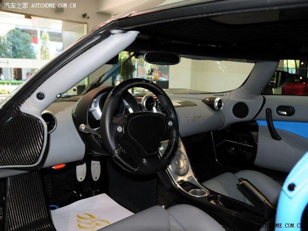 �������˿�������Agera2011�� 5.0T R