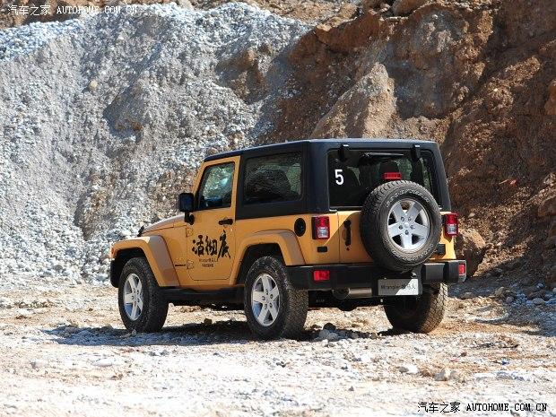 JeepJeep������2014�� 3.0L ���Ű� Sahara