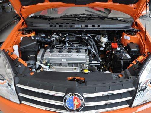 吉利英伦 金鹰cross 1.5 mt 发动机局部特写