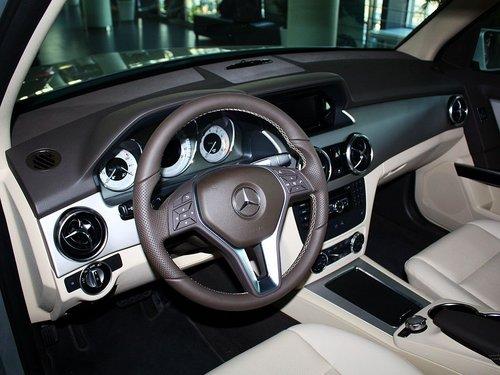 �������� GLK300 3.0L �п�̨���