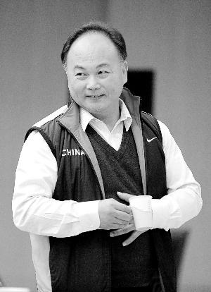 男女举重队主帅吐心声 陈文斌:上讲台很生疏