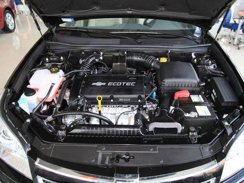 雪佛兰 新景程 1.8 MT 车辆发动机舱整体