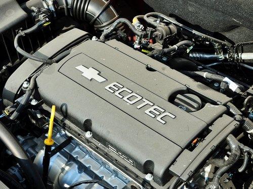 雪佛兰 掀背版 1.6L 手动