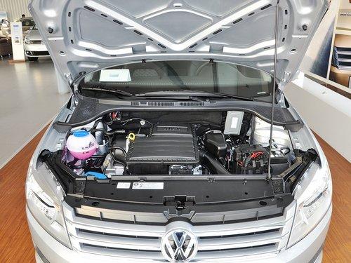 上海大众 1.4L 手动 发动机局部特写