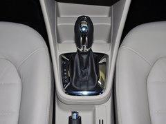 上海大众 1.6L 自动 挂档把手特写