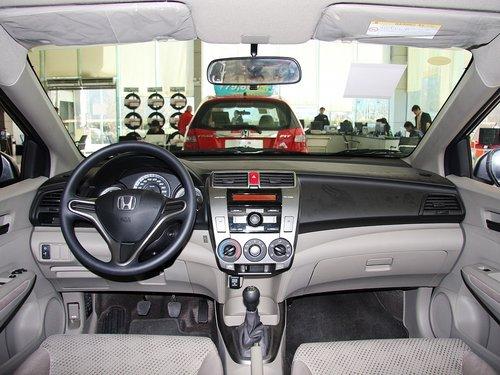 �������� 1.5L �ֶ� �п�̨����