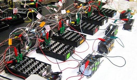 �Ǵ�Ͷ������ȼ�ϼ��� ��������ҺΪ�ֻ����