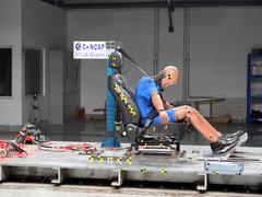 ��Ϊ���� 2013��C-NCAP���������ͳɼ�